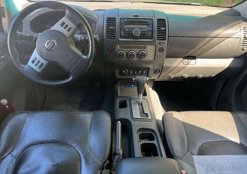 Predám Nissan Navara