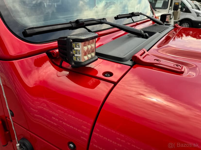 Jeep Wrangler 2.0T GME Rubicon A/T