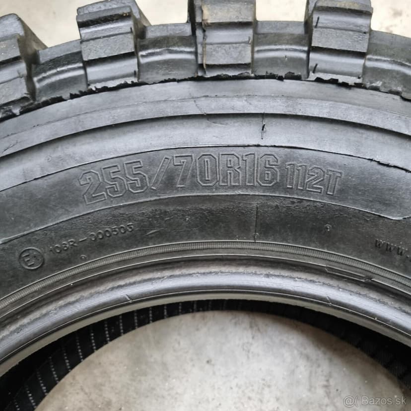 Letné Offroad pneumatiky 255/70 R16 RADIAL