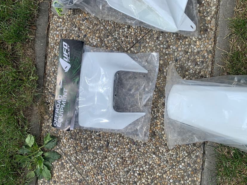 Plasty Husqvarna FE 2017