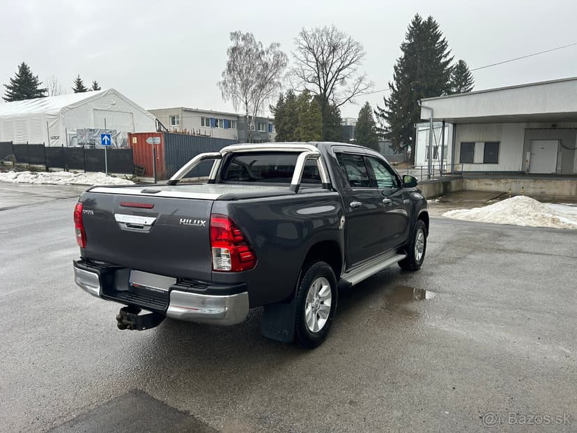 Toyota Hilux 2.4 D-4D 4x4 Automat | 2019 | 137 000 km | STK