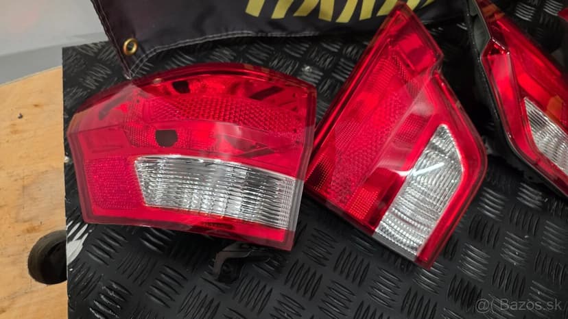 Svetla Jeep grand cherokee wk2 2011-2013