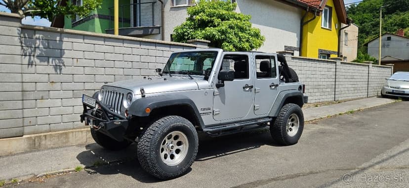 2012 Jeep Wrangler Unlimited Sport 3.6L V6 - 6ST. MANUAL