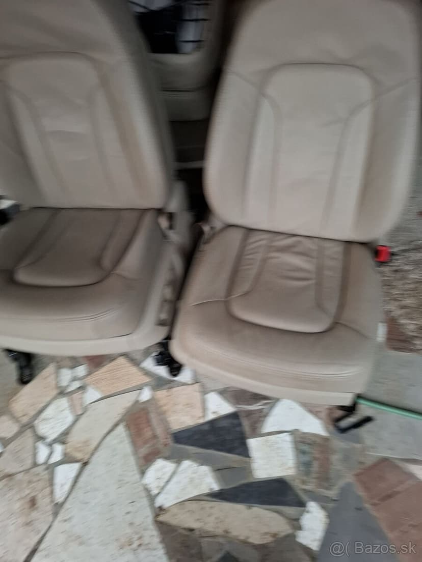 Sedadlá Audi Q7