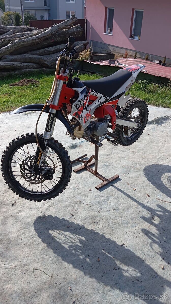 Závodný Pitbike lem dx 150 cc