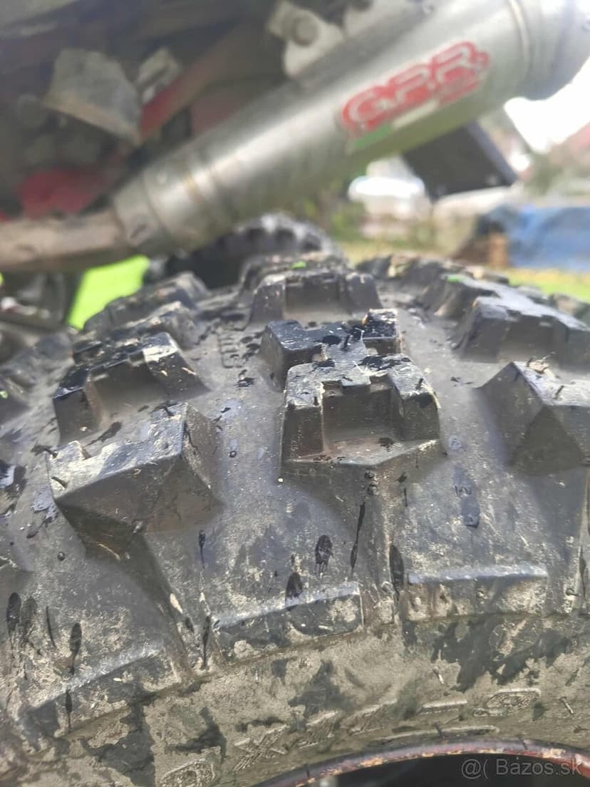 Štvorkolka Tomahawk 400