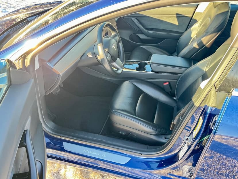 Tesla model 3 SR+ 2019 225kw Tesla 3