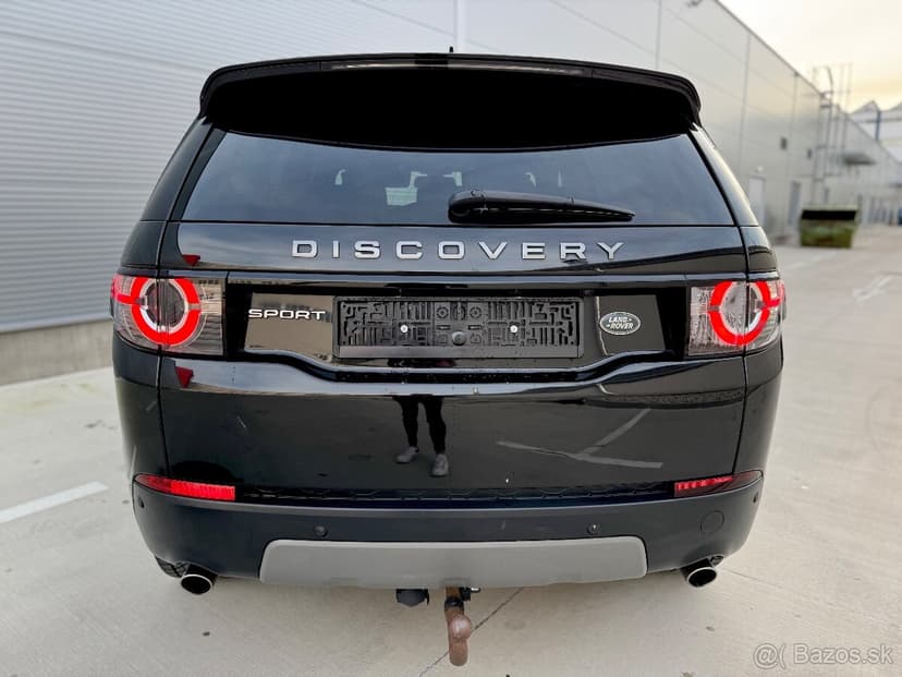 Land Rover Discovery Sport 4x4 2.0L eD4 7-miest manuál