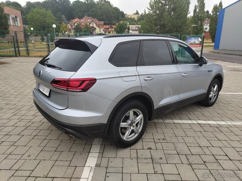 Volkswagen Tuareg 3.0 -170kw