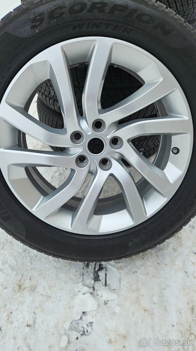 Originál Land Rover ALU kola R20 5x120 + Pirelli