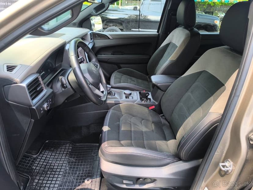 Volkswagen Amarok 3.0 TDI V6 Aventura 4Motion DSG