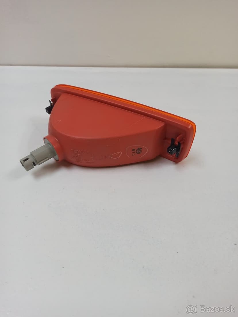 Ľavá predná smerovka OEM Toyota 4Runner III