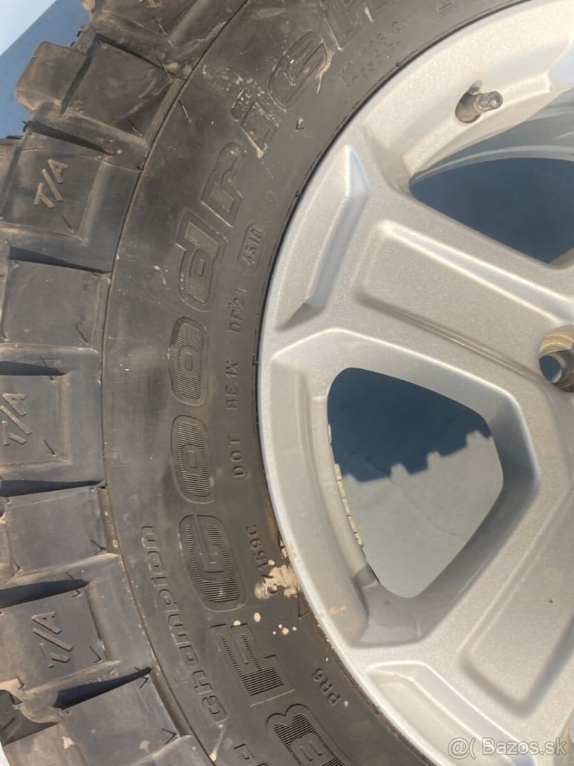 JEEP WRANGLER JL JK 4ks ALU R17x7 + 5 PNEU