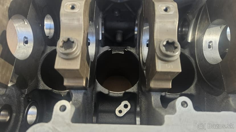 Pozdĺžny blok 2.0 diesel Ingenium 204DTD Jaguar / Land Rover