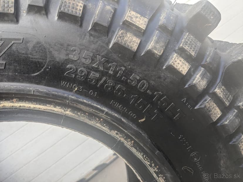 Predám pneu journey T3 35/11.5r15
