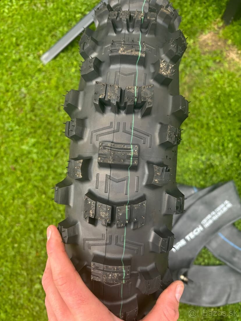 Michelin Enduro medium2 zadná guma na motorku