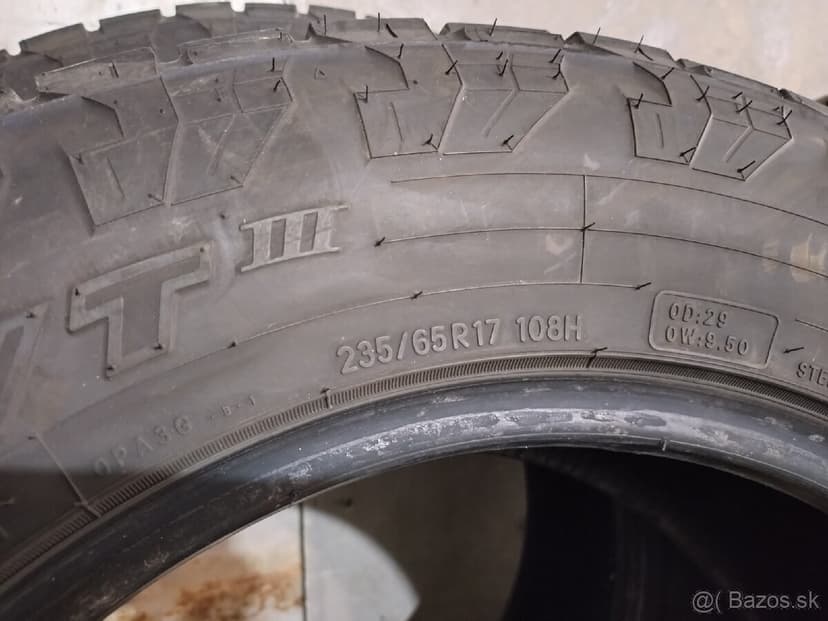 235/65 R17 108H Toyo open country A/T