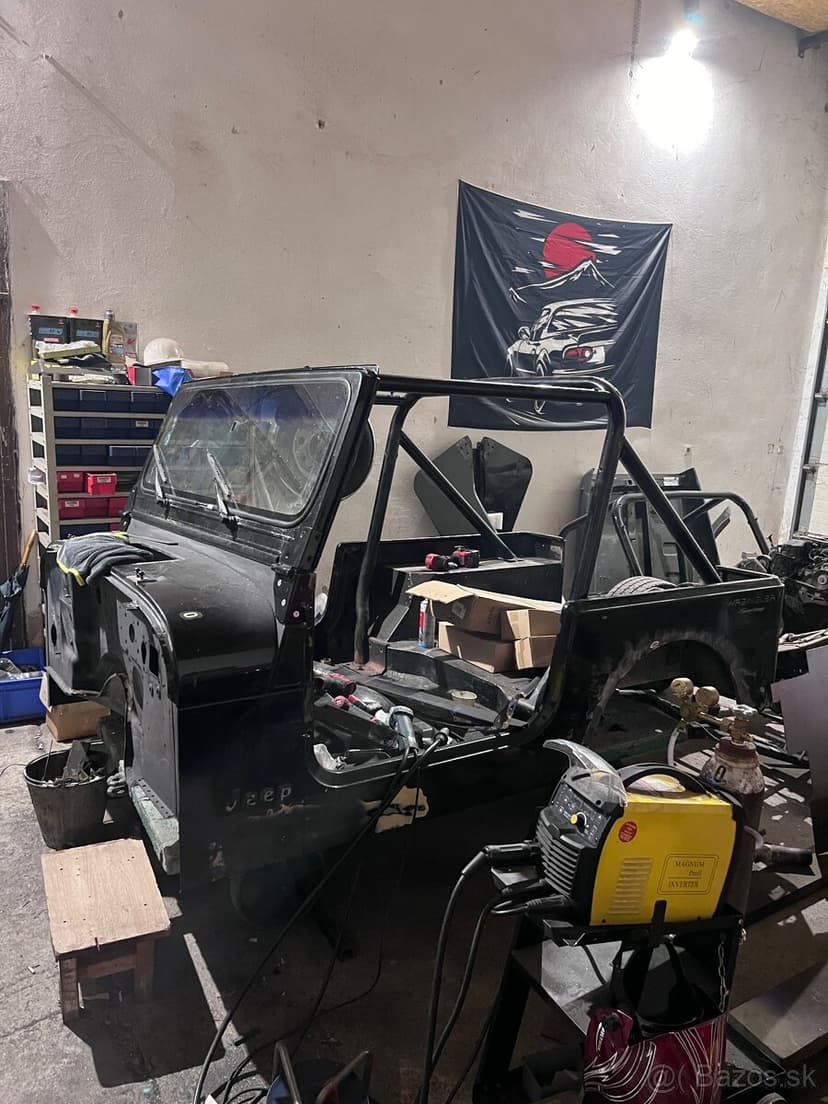 Jeep Wrangler YJ 2.5