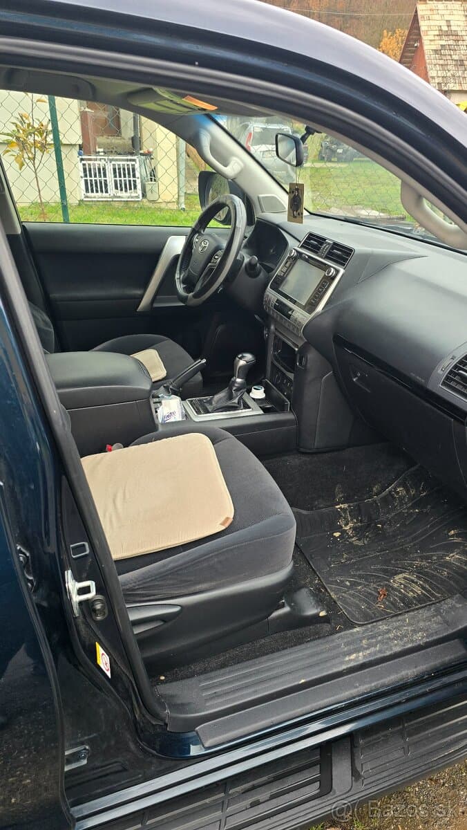 Predám Toyota Land Cruiser 150