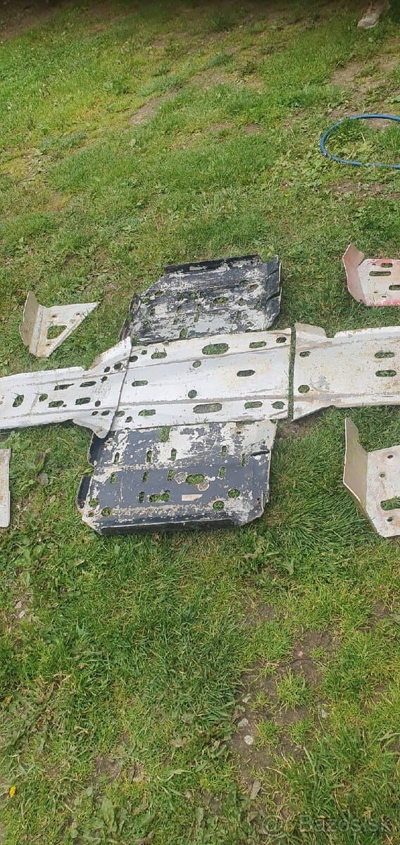 Hlinikové Podbitie cf-moto-x8-2013