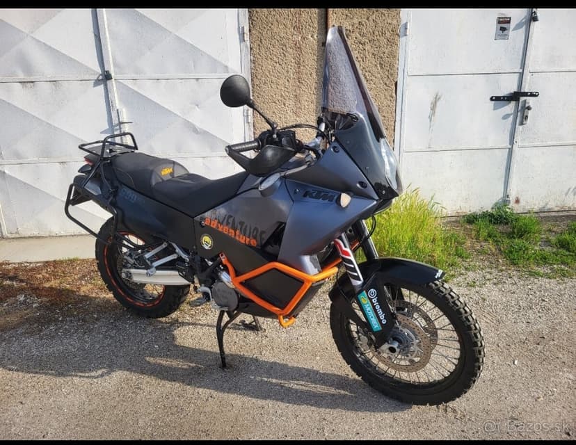 KTM 990