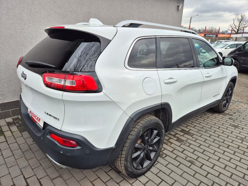 Jeep Cherokee 2,2 CRDi 147Kw 4x4 Limited Full 269999Kč