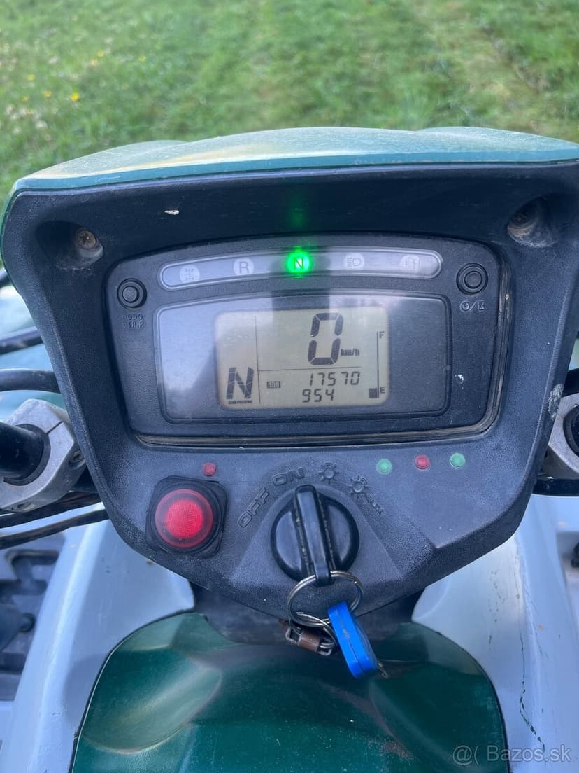 Suzuki kingquad 750 axi