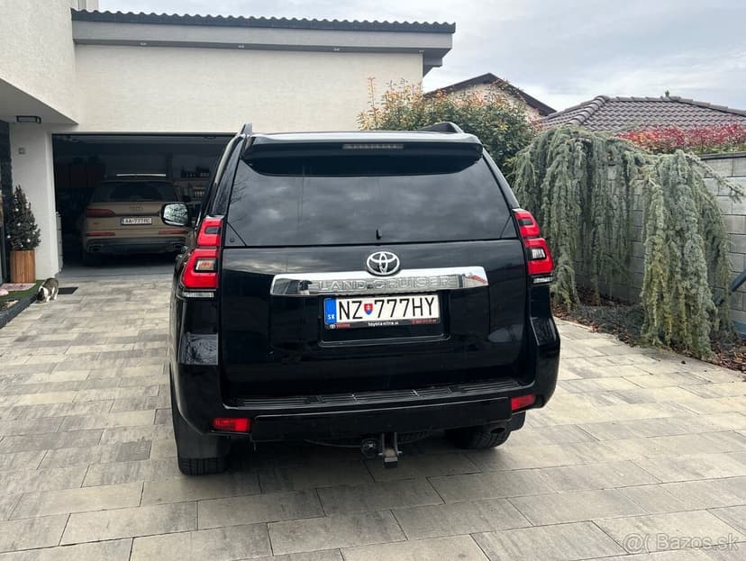 Toyota Land Cruiser 2.8 D-4D 204 Executive A/T 4x4