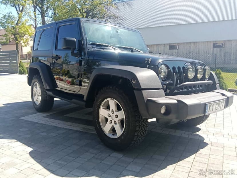 Jeep Wrangler 2.8 SPORT 4X4