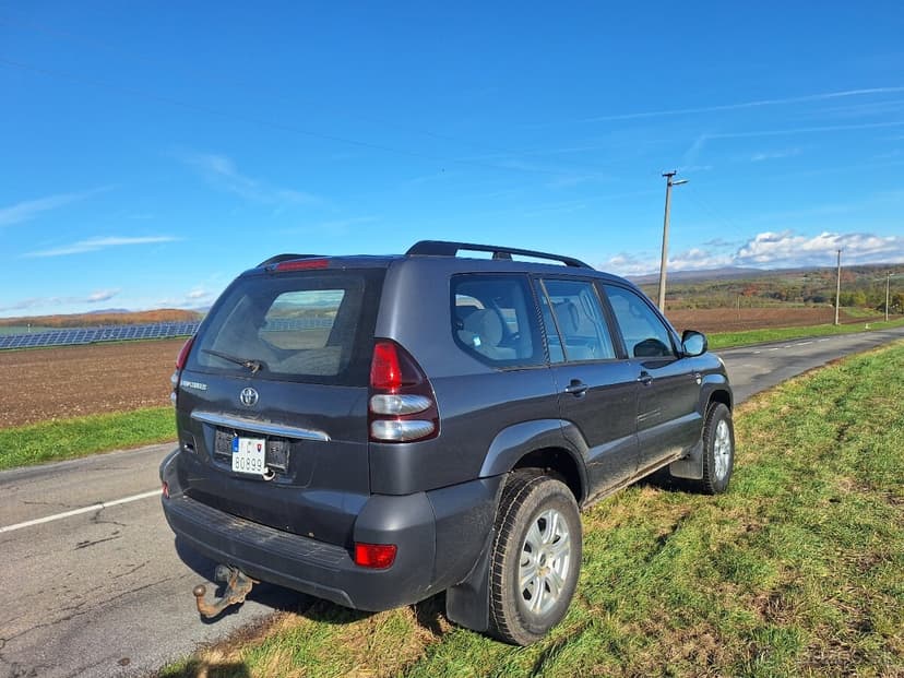 TOYOTA LAND CRUISER 3.0 DIESEL 4X4 NOVA STK EK 2027