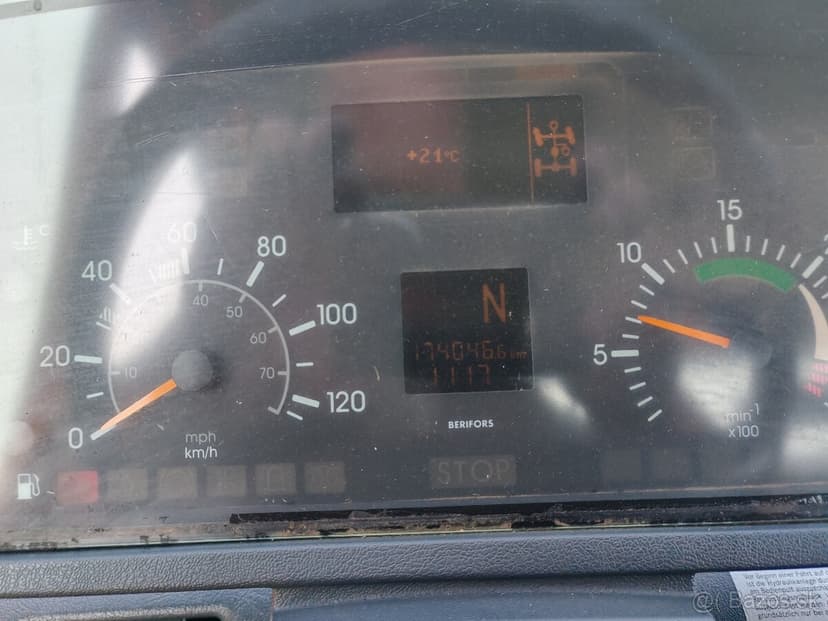 Mercedes Unimog U300 4x4