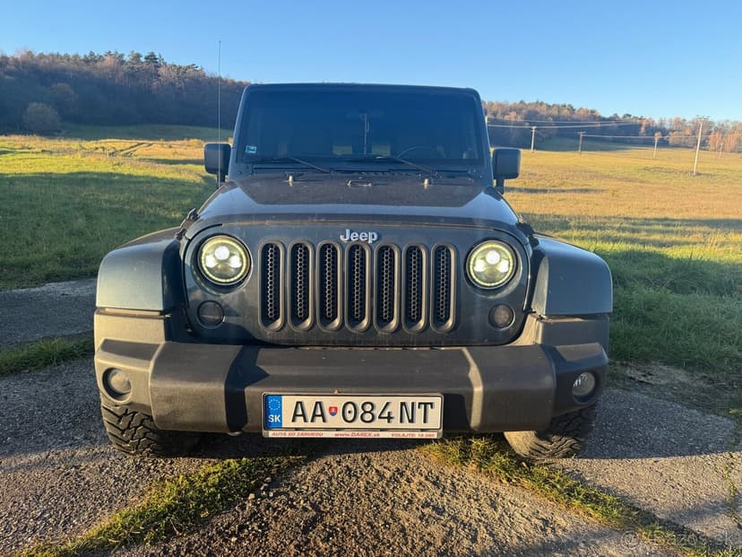 Jeep Wrangler 2.8CRd Sahara automat