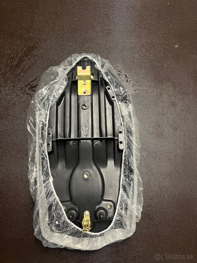 Predám nové sedadlo na štvorkolku ATV