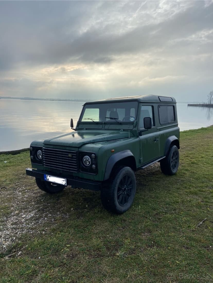 land rover defender