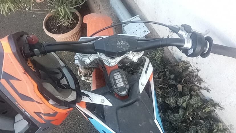 KTM SX-E5