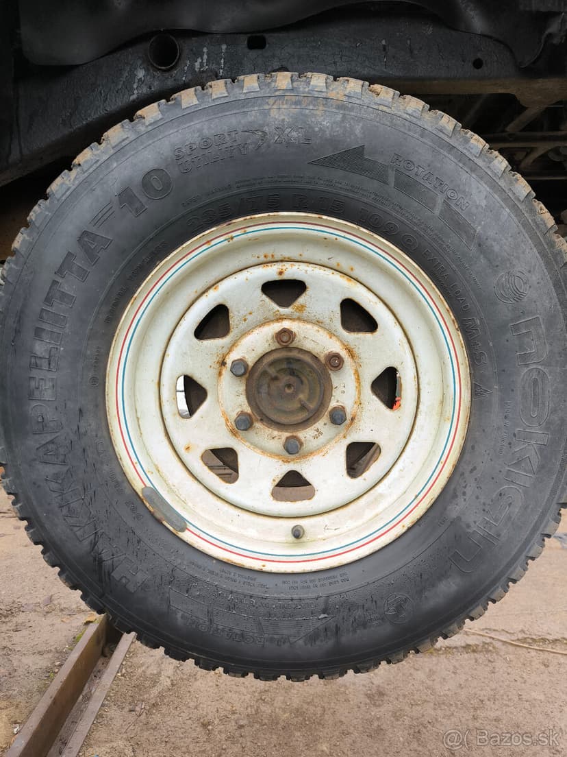 DISKY TOYOTA HILUX R15