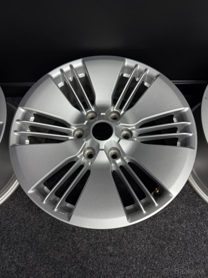Alu ISUZU 6x139.7 18”