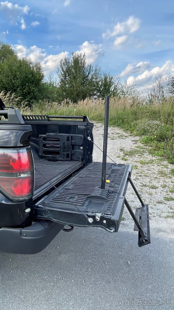 Ford f 150 RAPTOR 6,2 420 koni