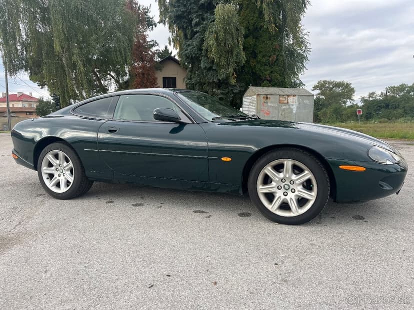 Jaguar XK8 4.0 V8