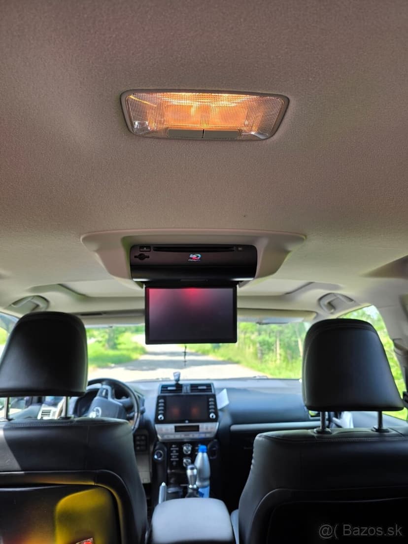 Toyota LC150 ,diesel,automat,Executice , 7míst , stř.okno