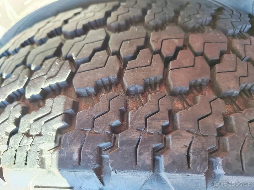 Pneumatiky R17 a disky 6x139,7 R16