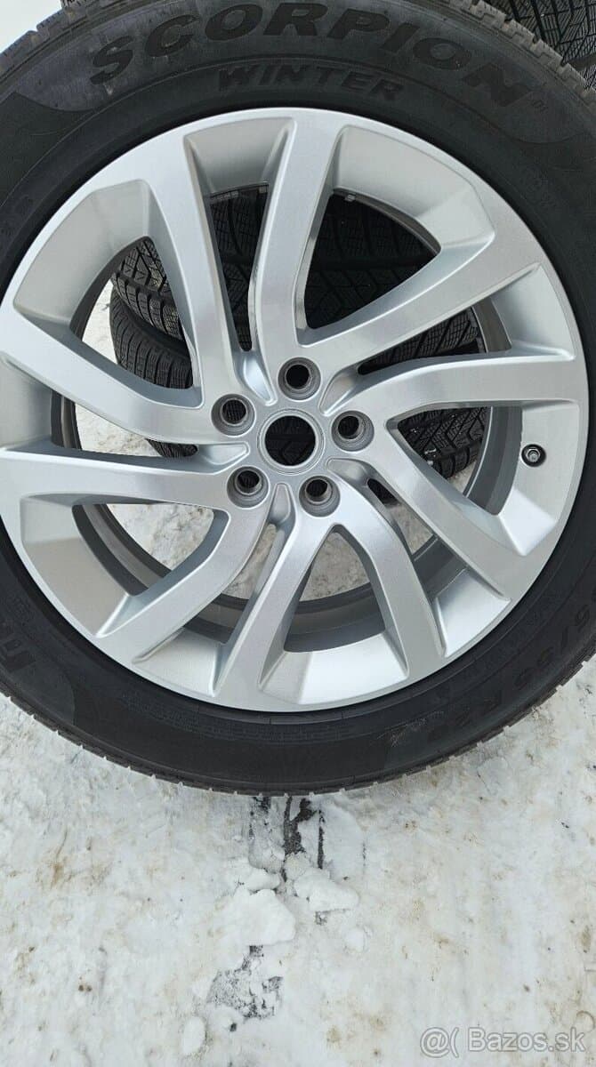 Originál Land Rover ALU kola R20 5x120 + Pirelli