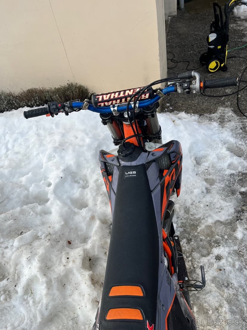 SXF 450 2018 + AKRAPOVIC VYFUK A ZVOD