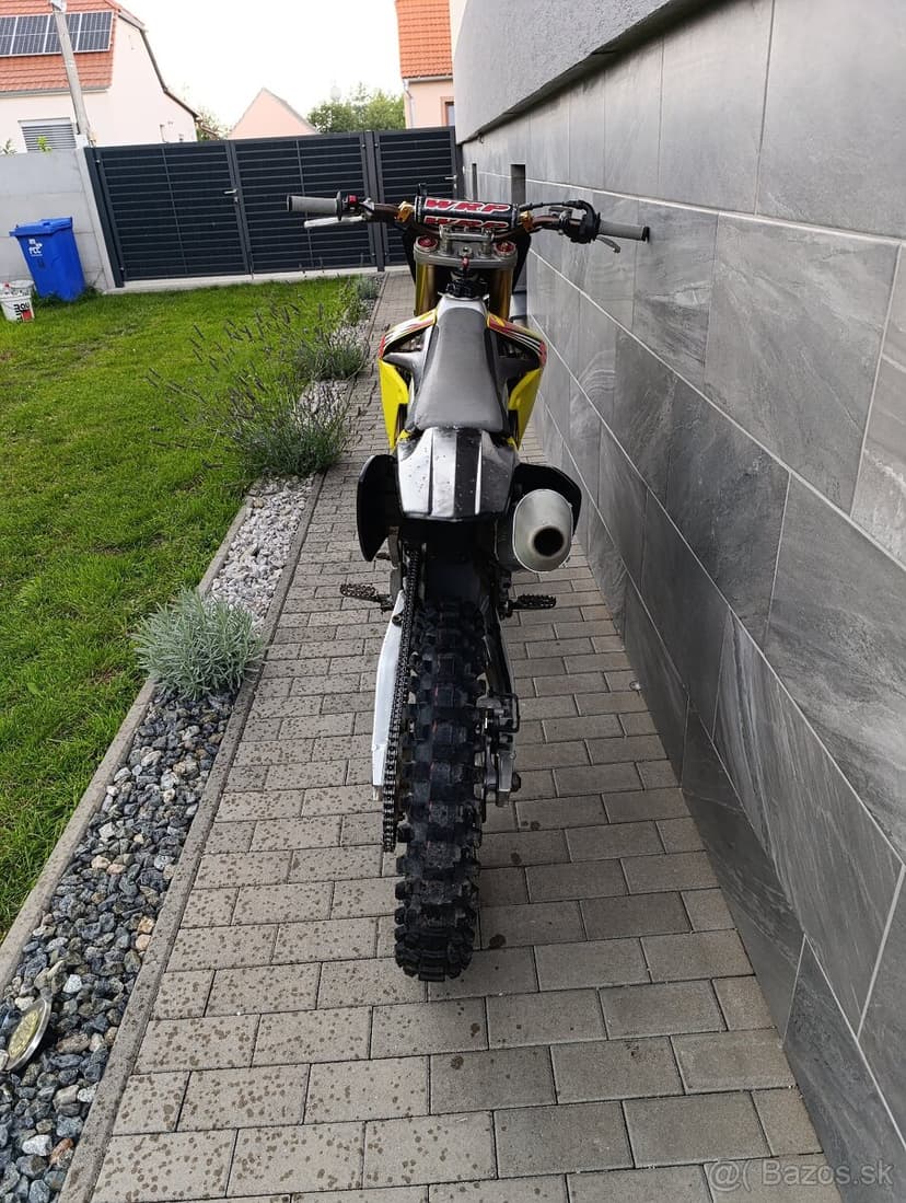 Suzuki RMZ 250