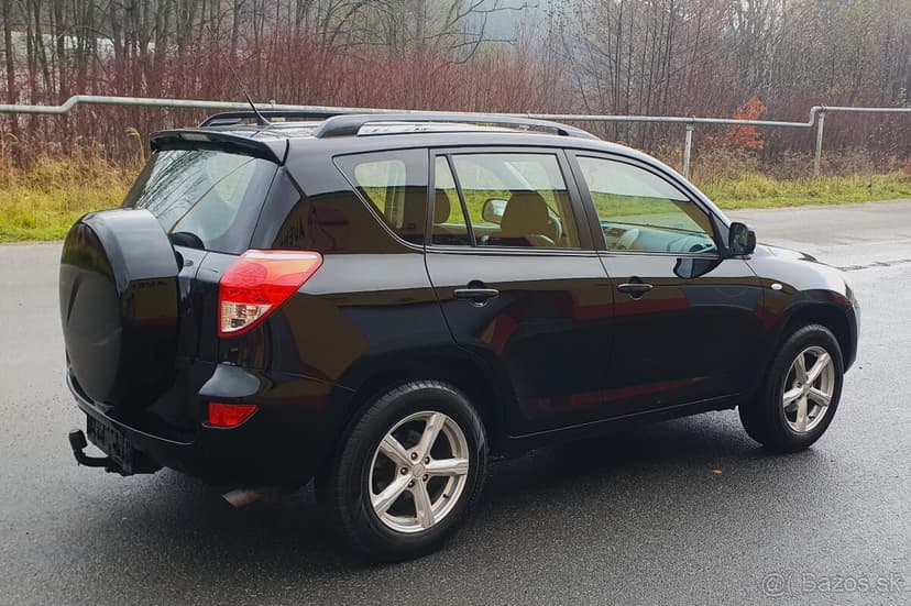 Toyota Rav4 2.0i, 112kw., Sol, 2009, 4x4, Tažné, Bez koroze.