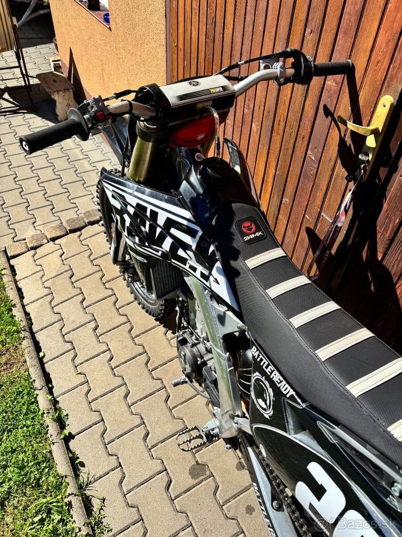 Yamaha yzf250