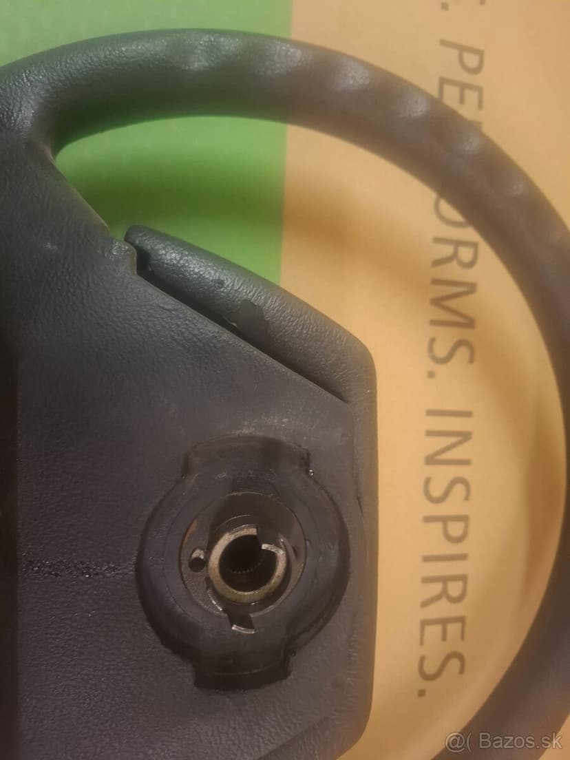 Land Rover Defender volant 48 drazok