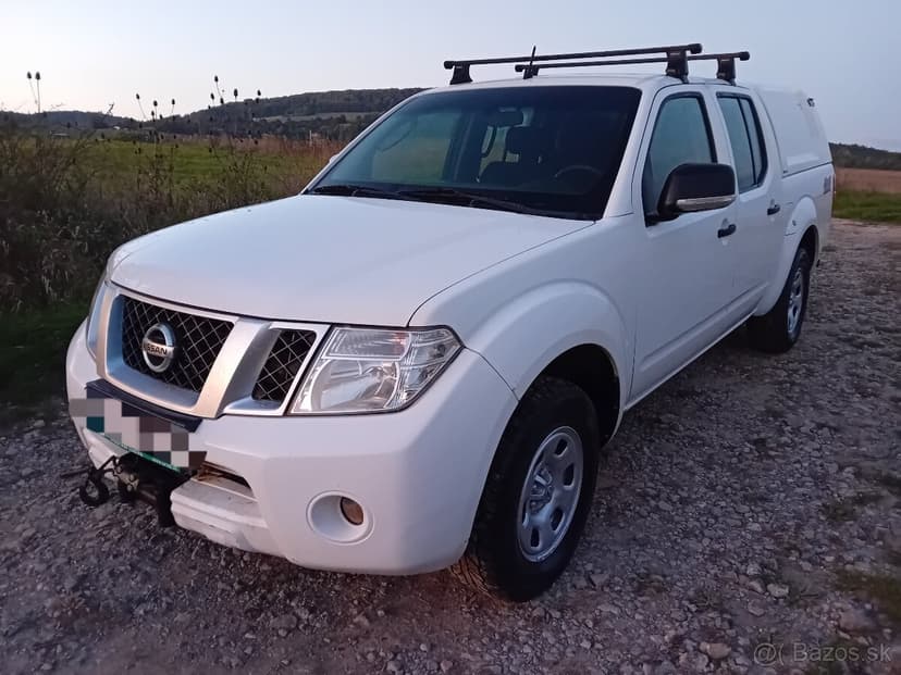 Predám Nissan Navara 4x4 2,5 dci DPH nová STK