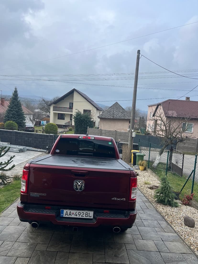 Dodge Ram 1500 5.7 Hemi