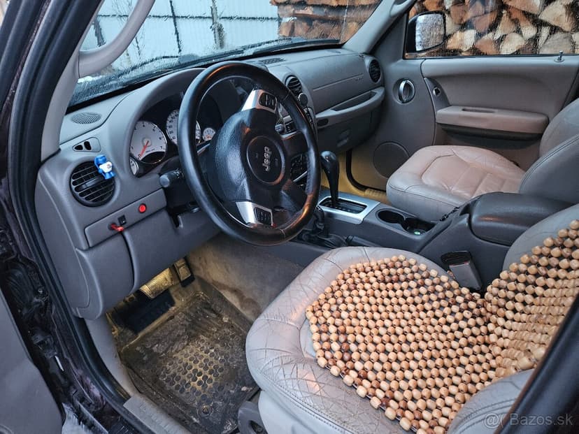 Jeep cherokee liberty limited 3,7